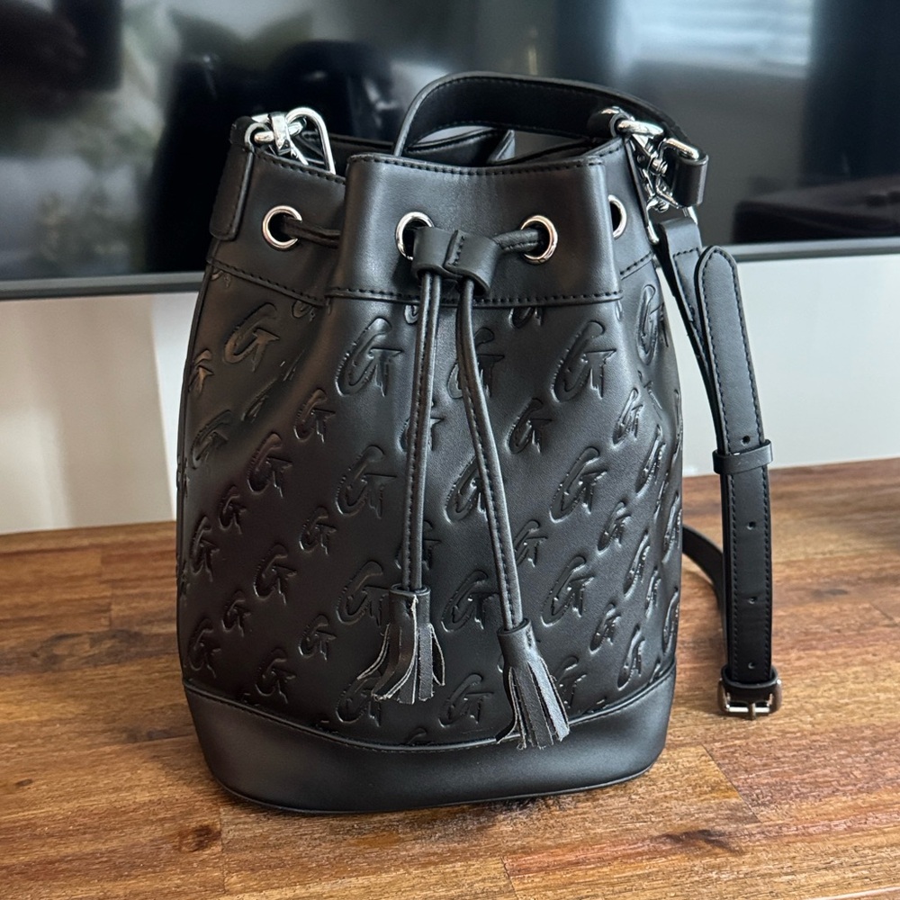 Glam-Aholic Lifestyle (Medium) Bucket Bag